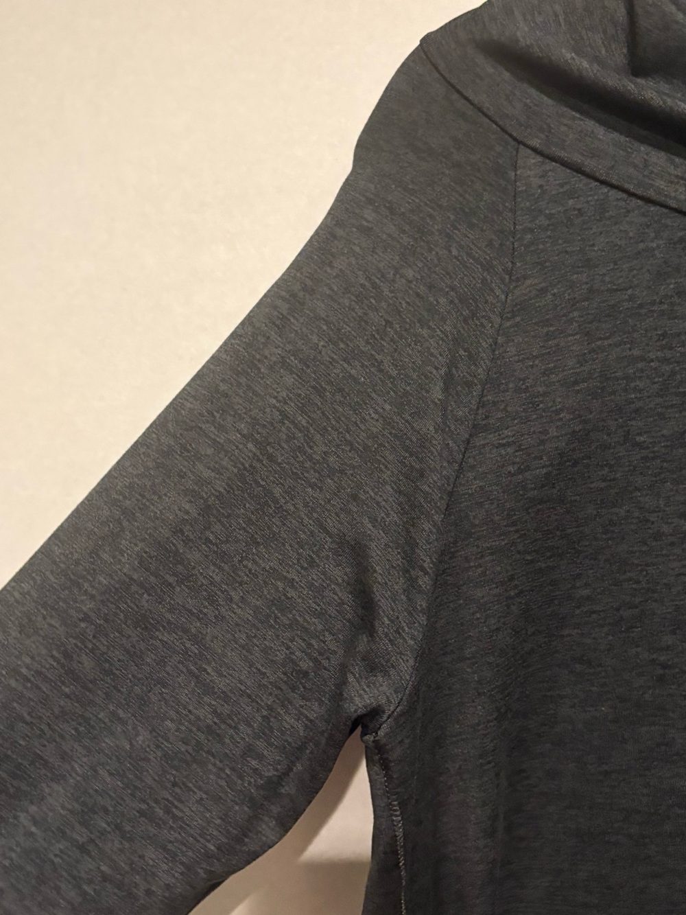 Athleta - Women's Uptempo Hoodie Sweatshirt. Black. Size Medium - Picture 5 of 15